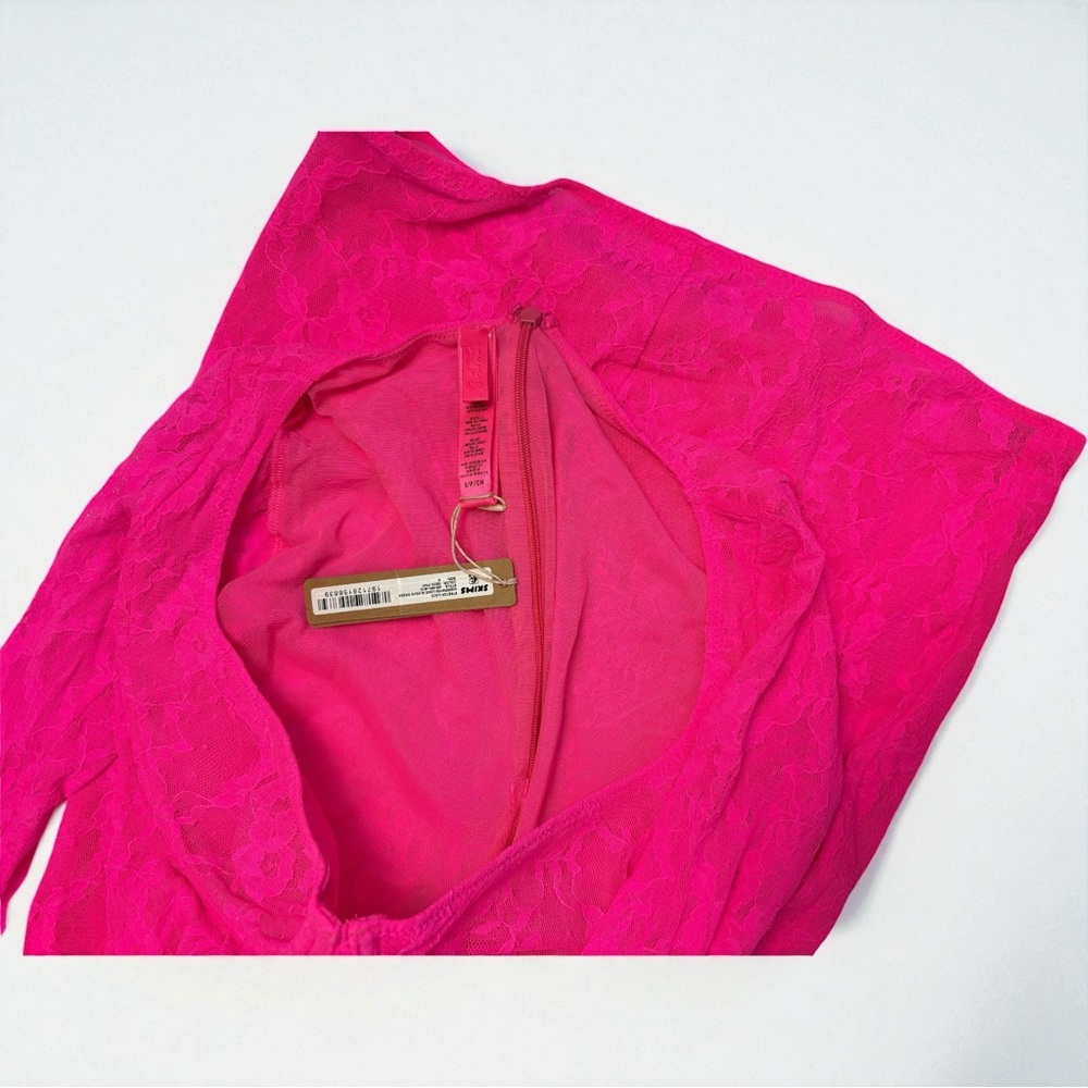 SKIMS Neon Pink Lace Dress - Picture 7 of 9